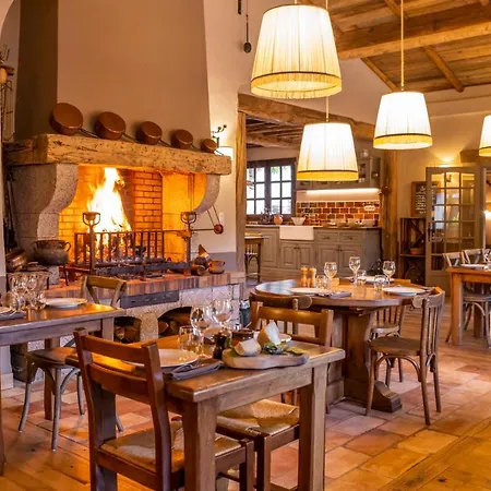 A Pignata Πανσιόν Levie