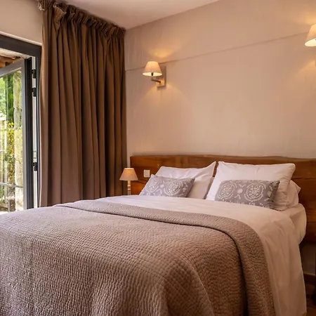 A Pignata Πανσιόν Levie